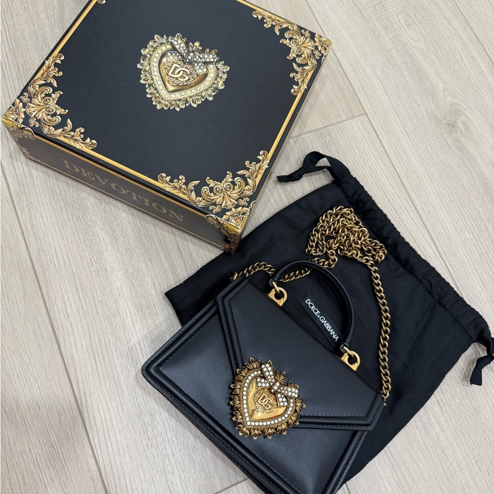 Dolce & Gabbana devotion Black Mini Bag with Gold Heart